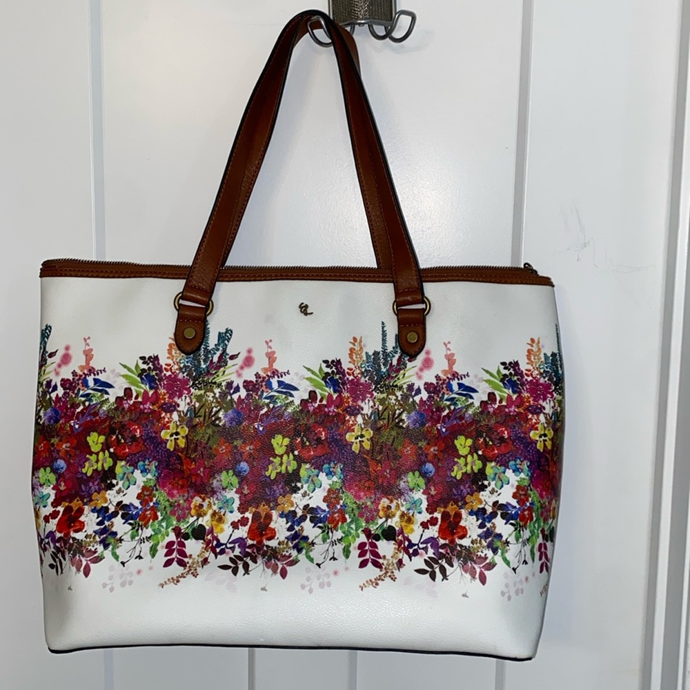 Elliott Lucca | White Bouquet Aria XLarge Tote
